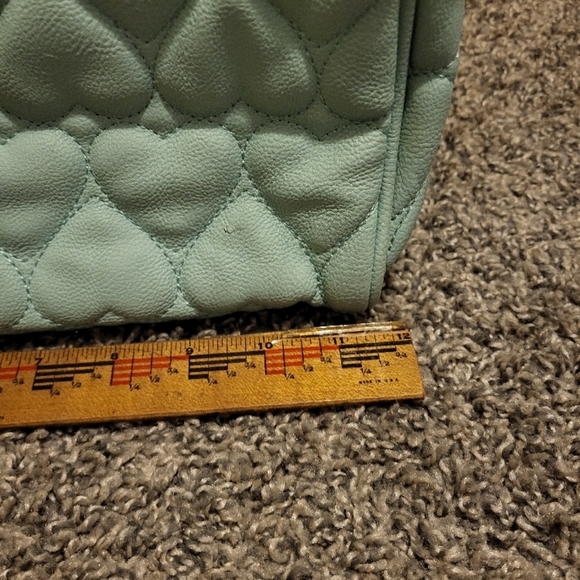 Betsey Johnson Mint Green Quilted Handbag with Gold Bow Clutches & Wristlets - Picture 14 of 15
